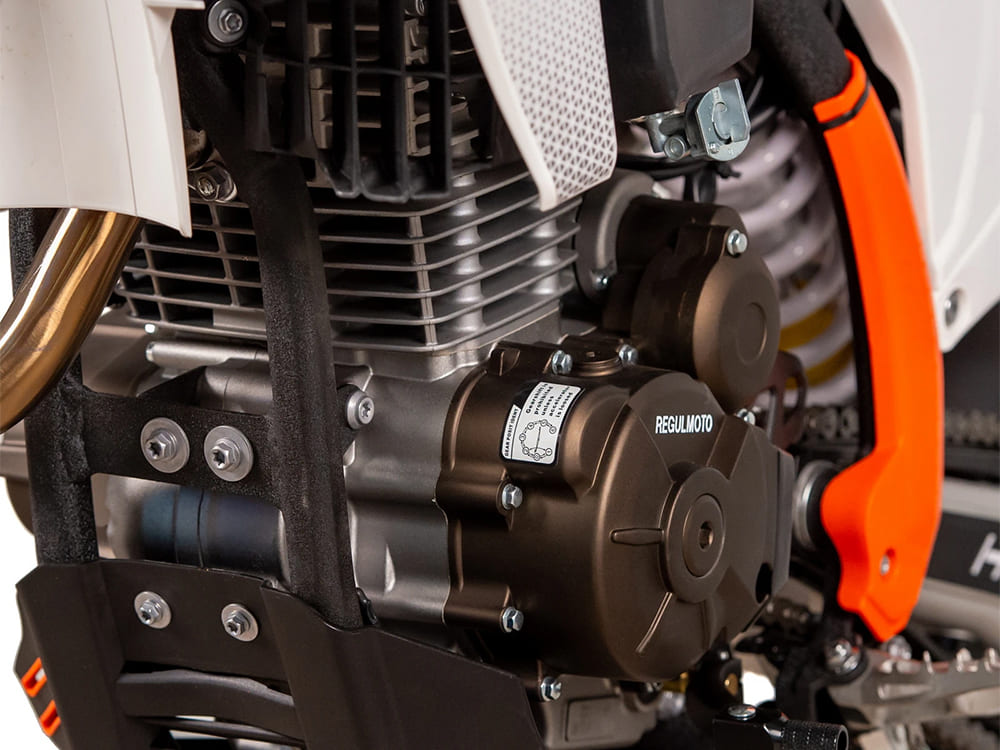 Мотоцикл Regulmoto Holeshot 300 pro (ZS PR300 PRO) Мотоцикл Regulmoto Holeshot 300 pro (ZS PR300 PRO)