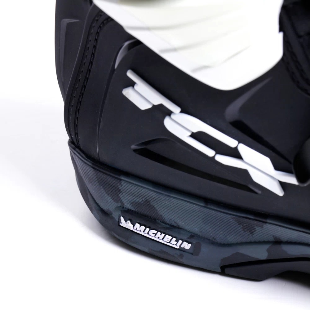 Мотоботы TCX COMP EVO 2 MICHELIN Black/White/Camo TCX