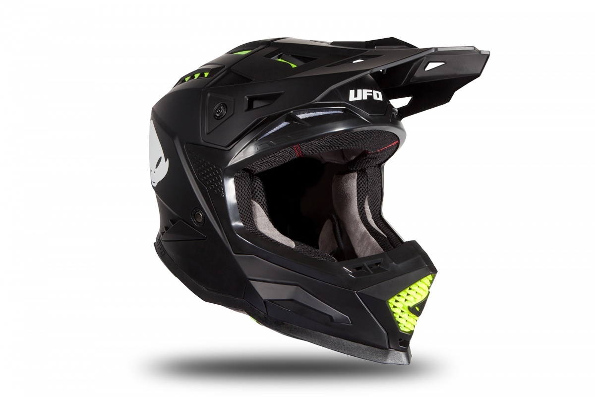 Мотошлем UFO HELMET ECHUS Black Matt UFO PLAST