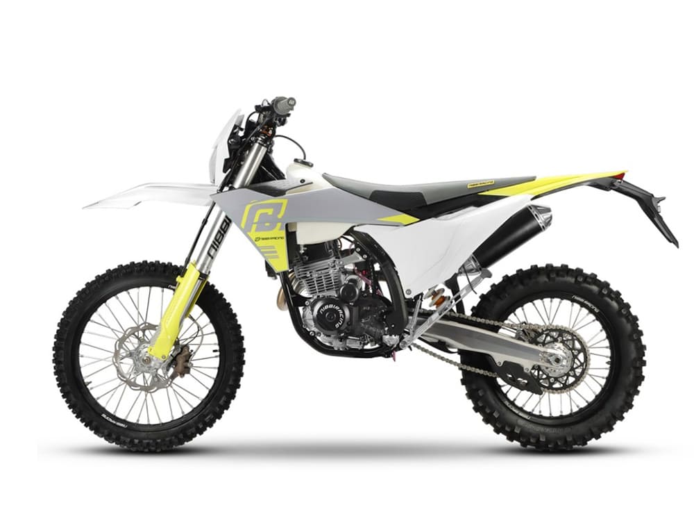 Мотоцикл Regulmoto NIBBI N300 (СB300RL) с ПТС