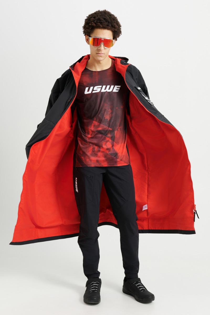 Плащ утепленный USWE Warm Changing Robe Unisex Black USWE