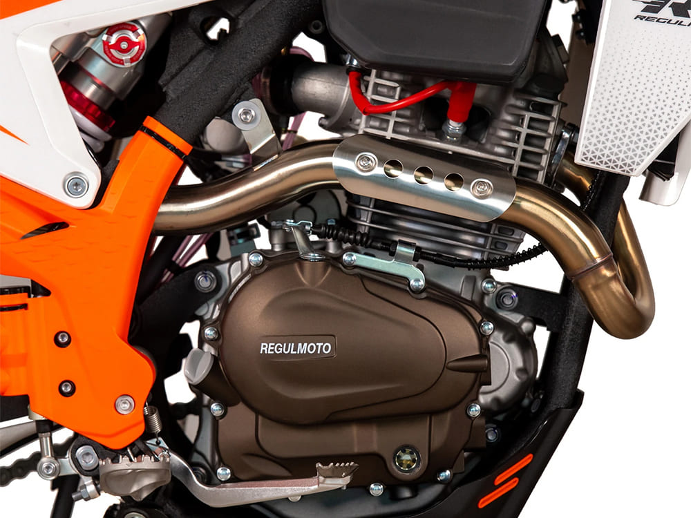 Мотоцикл Regulmoto Holeshot 300 pro (ZS PR300 PRO) Мотоцикл Regulmoto Holeshot 300 pro (ZS PR300 PRO)